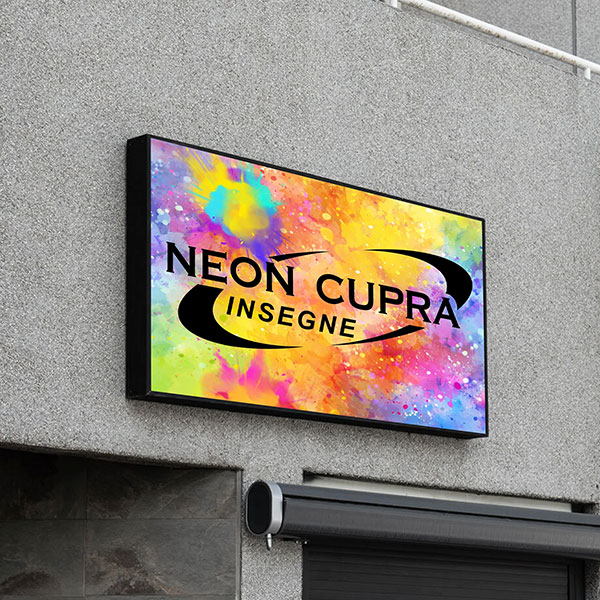 Monofaccialeluminosarettangolareneracopia_1946x Insegna luminosa a led monofacciale cassonetto